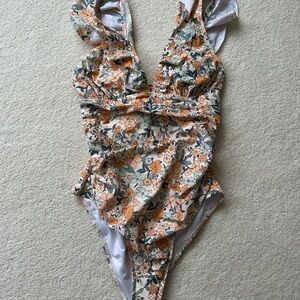 CUPSHE Ruffled One Piece Swimsuit- Size L